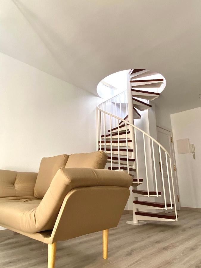 Appartamento Spiral Stairs Duplex Figueres  Esterno foto