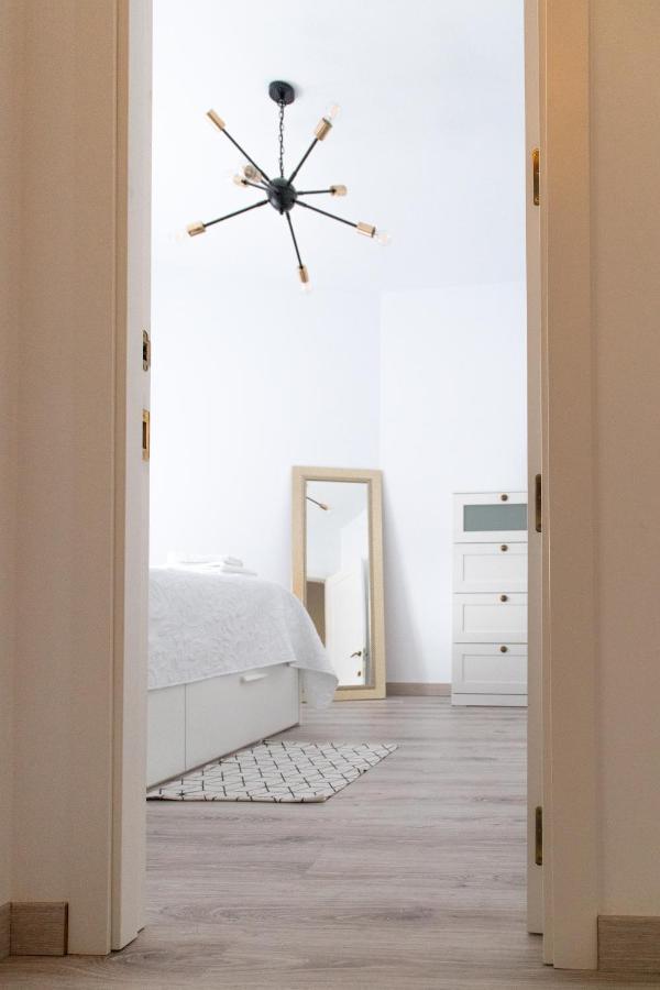 Appartamento Spiral Stairs Duplex Figueres  Esterno foto